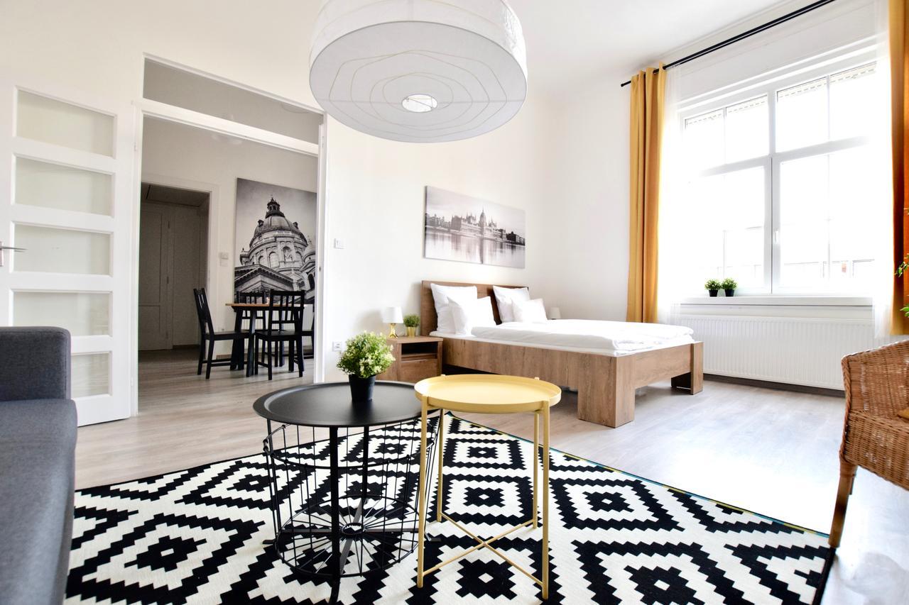 Standard Apartment By Hi5 - Bazilika Suite ブダペスト エクステリア 写真